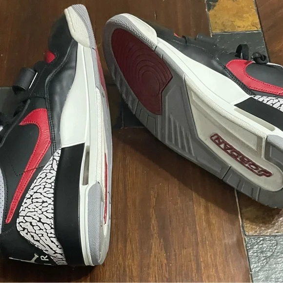Nike Air JORDAN LEGACY 312 BRED CEMENT (color) EUC size 13 - Picture 11 of 15